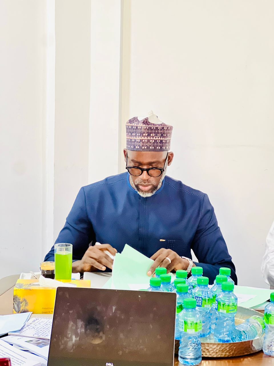 Photos : Cheikh Issa Sall a passé le témoin à Fadilou Keïta, nouveau DG de la CDC Photos : Cheikh Issa Sall a passé le témoin à Fadilou Keïta, nouveau DG de la CDC