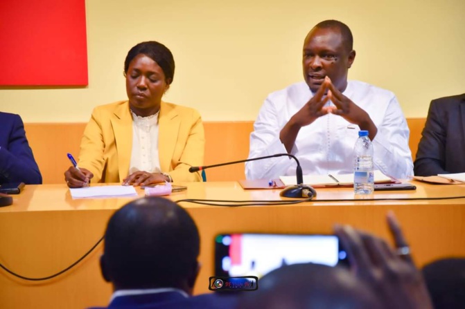 En visite en Espagne et au Portugal : Amadou Chérif Diouf, Secrétaire d'État en charge des Sénégalais de l'Extérieur, pose des actes forts