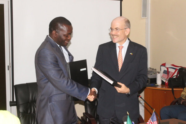 Signature de partenariat entre le Sénégal et les Etats-Unis : Alioune Sarr pour réduire le déficit commercial