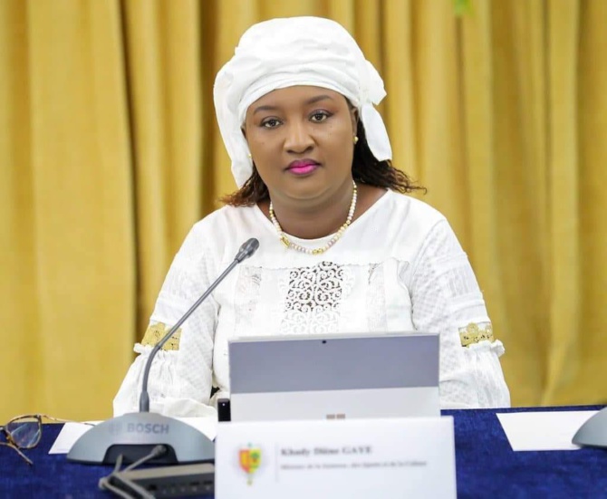 Lutte-Mbour : Khady Diène Gaye décaisse  50 millions FCFA pour le CNG, lors du Drapeau du chef de l’Etat