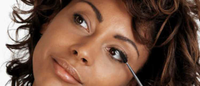 Astuces maquillage que toute femme devrait connaitre!