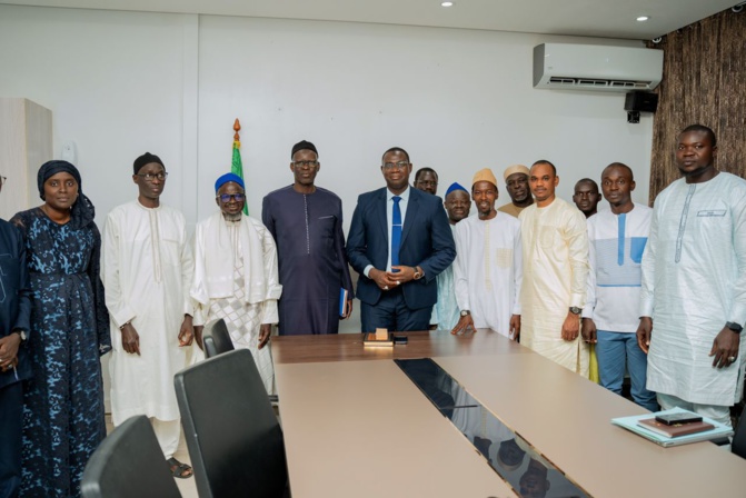 Grève dans le secteur du nettoiement : Le ministre Moussa Balla Fofana a rencontré le collectif des concessionnaires Grève dans le secteur du nettoiement : Le ministre Moussa Balla Fofana a rencontré le collectif des concessionnaires