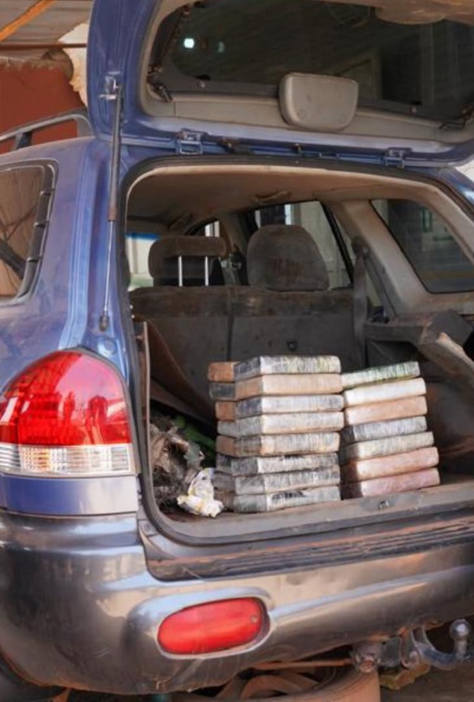 Keur-Ayip: Saisie de 30 Kg de cocaïne, estimée à plus de deux milliards de FCfa Keur-Ayip: Saisie de 30 Kg de cocaïne, estimée à plus de deux milliards de FCfa