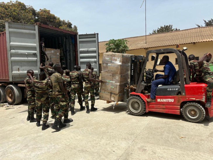 Photos+ Video/ Un acte de générosité humanitaire: APROFEV soutient l'Hôpital Militaire de Ouakam