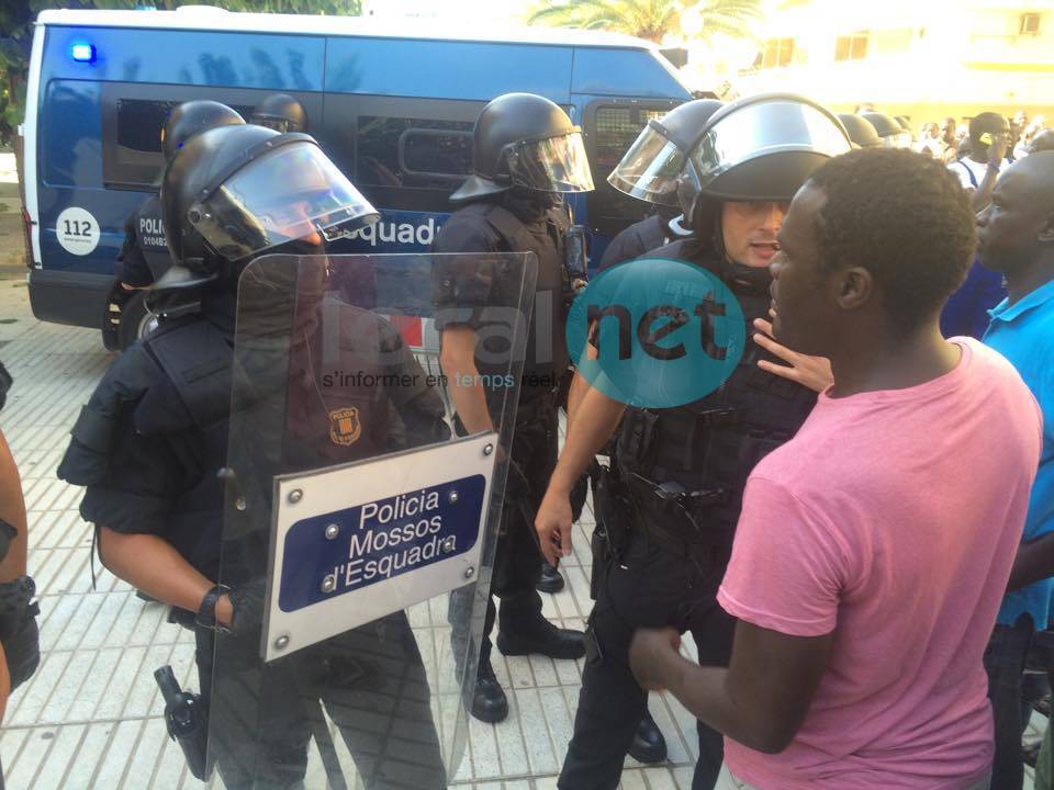 20 photos + 2 vidéos - "Assassinat" de leur compatriote en Catalogne: Les Sénégalais d'Espagne se rebellent  