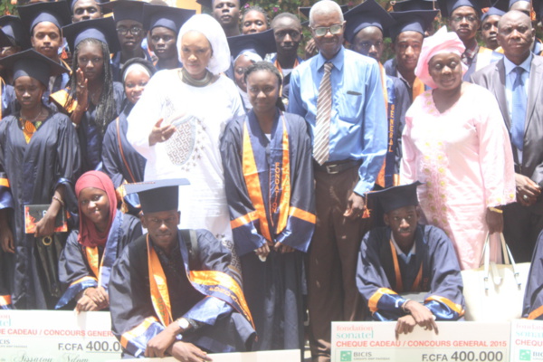 La Fondation Sonatel récompense les meilleurs élèves du Sénégal 