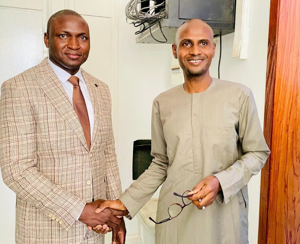 Toussaint Manga : Le DG de la LONASE en visite à MSAT, aux agences de Plateau, Medina et Grand Dakar…