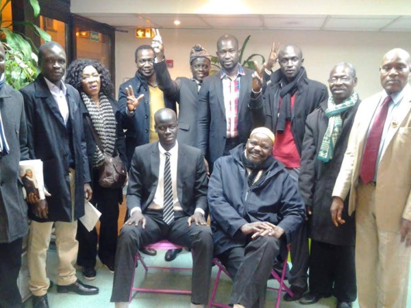 Caillassage du cortège de Macky Sall à l’Ucad : Les Libéraux de Paris condamnent les arrestations ciblées d'étudiants de l’Opposition