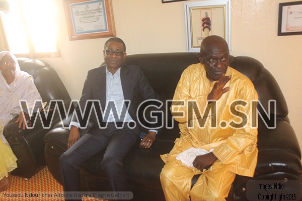 Youssou Ndour chez Golbert Diagne pour présenter ses condoléances