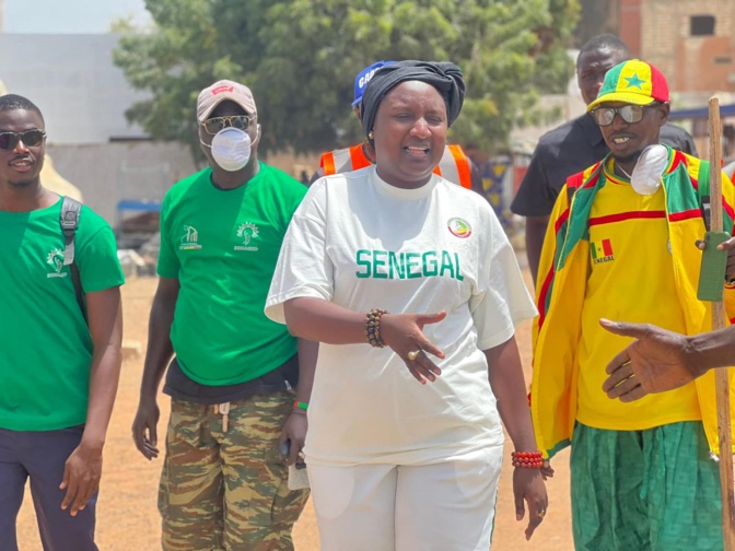 Setal Sunu Reew : Ngaparou, Somone et Saly aux cotés de Madame le Ministre Khady Diène Gaye. Setal Sunu Reew : Ngaparou, Somone et Saly aux cotés de Madame le Ministre Khady Diène Gaye.