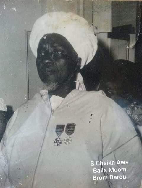 Serigne Cheikh Awa Balla Mbacké : Une vie de dévotion et de savoir Serigne Cheikh Awa Balla Mbacké : Une vie de dévotion et de savoir
