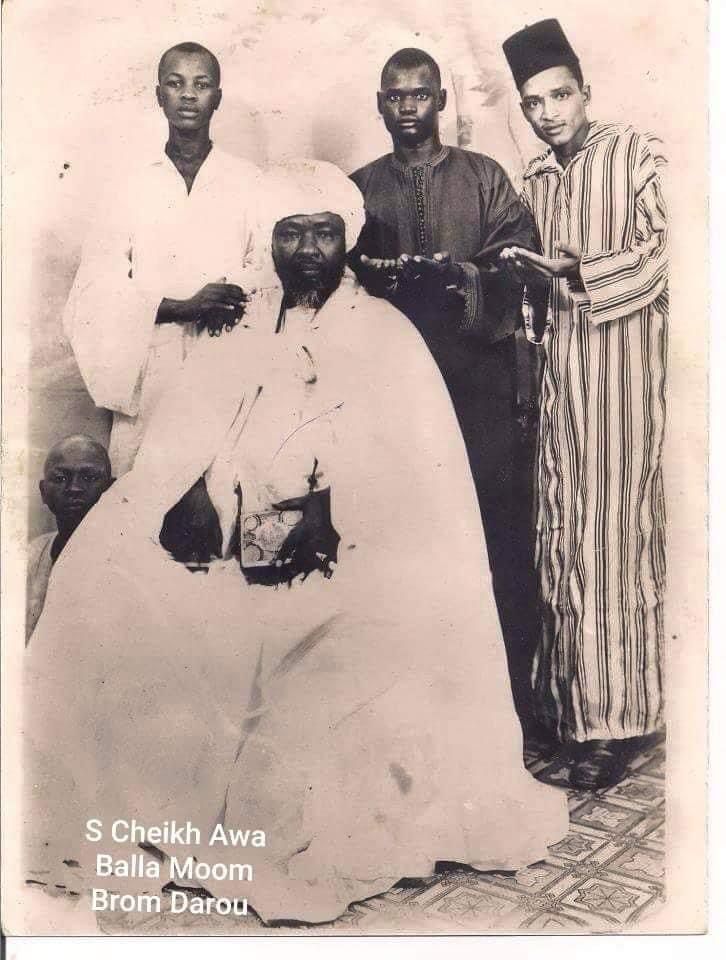 Serigne Cheikh Awa Balla Mbacké : Une vie de dévotion et de savoir Serigne Cheikh Awa Balla Mbacké : Une vie de dévotion et de savoir