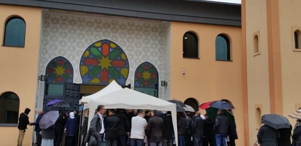Accusé de s’être "radicalisé" : Un imam d’origine sénégalaise, expulsé de la France Accusé de s’être "radicalisé" : Un imam d’origine sénégalaise, expulsé de la France