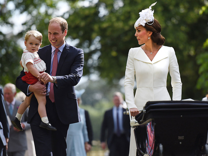 Où est passée Kate Middleton ? Le Prince William se rend à un mariage... accompagné de sa sœur Pippa Middleton !