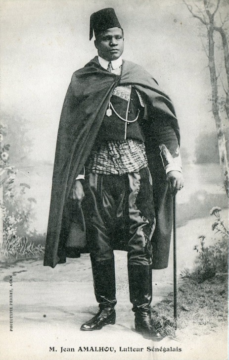Voici Jean Amalhou, le grand lutteur sénégalais des années 1915