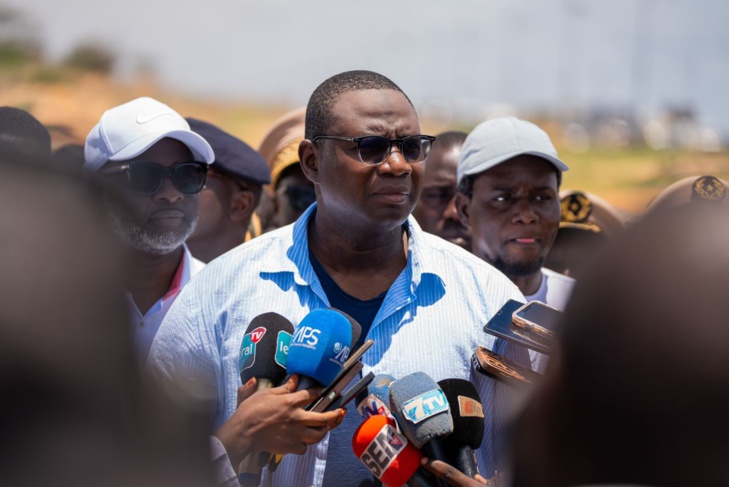 Photos / Littoral: Visite du Ministre Moussa Balla Fofana sur l’axe Guediawaye-Malika Photos / Littoral: Visite du Ministre Moussa Balla Fofana sur l’axe Guediawaye-Malika