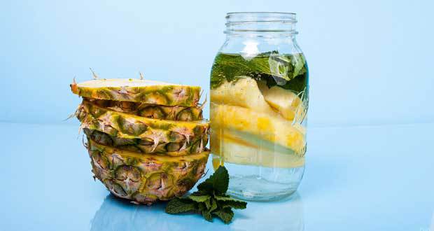 10 choses qui arrivent à votre corps lorsque vous buvez de l’eau d’ananas à jeun pendant un an