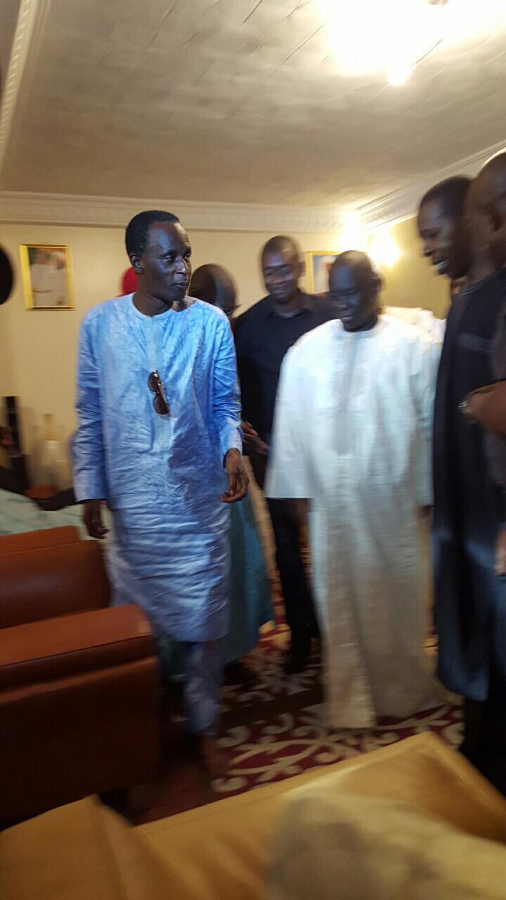 L'homme d'affaires Cheikh Amar et son frère Kader au baptême du fils de Aliou Sall