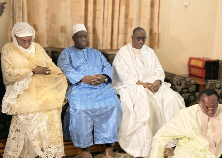 Photos / Ziar à Tivaouane : Amadou Bâ chez le Khalife général des Tidianes, Serigne Babacar Sy Photos / Ziar à Tivaouane : Amadou Bâ chez le Khalife général des Tidianes, Serigne Babacar Sy