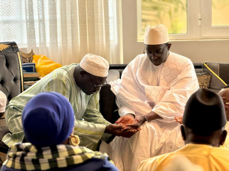 Photos / Ziar à Tivaouane : Amadou Bâ chez le Khalife général des Tidianes, Serigne Babacar Sy Photos / Ziar à Tivaouane : Amadou Bâ chez le Khalife général des Tidianes, Serigne Babacar Sy