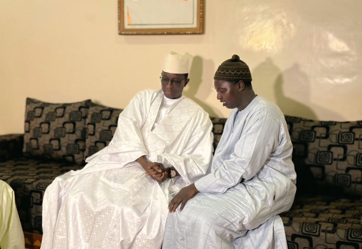 Photos / Ziar à Tivaouane : Amadou Bâ chez le Khalife général des Tidianes, Serigne Babacar Sy Photos / Ziar à Tivaouane : Amadou Bâ chez le Khalife général des Tidianes, Serigne Babacar Sy