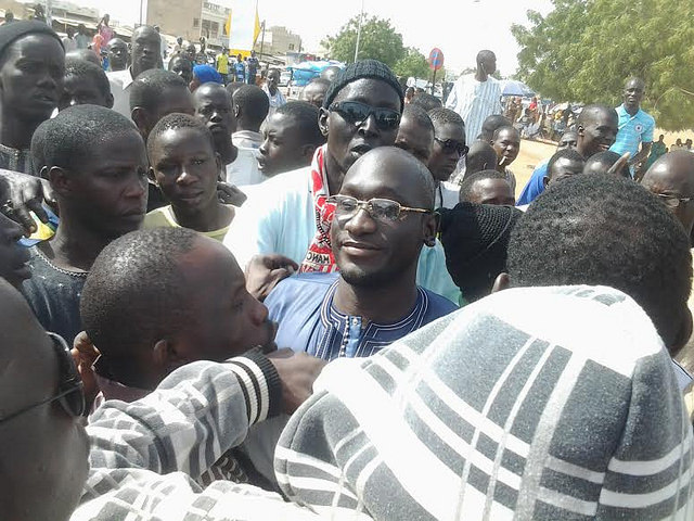 Serigne Assane Mbacké accueilli à Touba par une foule nombreuse