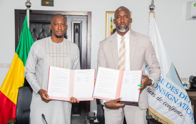 Territorialisation des investissements: L’APIX et la CDC signent une Convention cadre Territorialisation des investissements: L’APIX et la CDC signent une Convention cadre