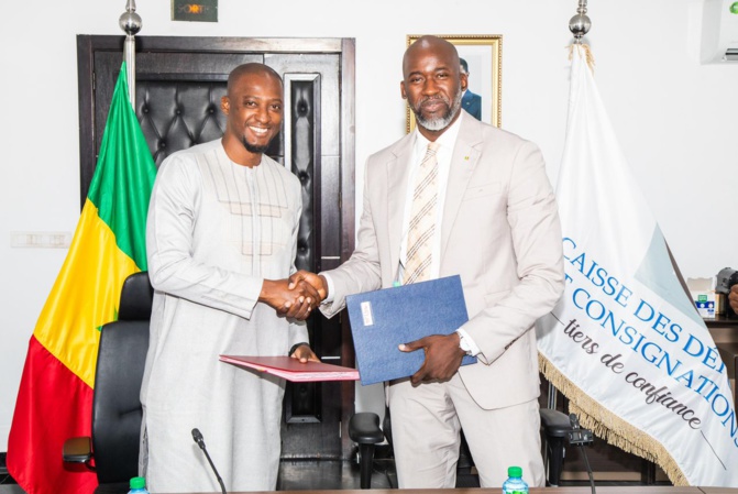 Territorialisation des investissements: L’APIX et la CDC signent une Convention cadre Territorialisation des investissements: L’APIX et la CDC signent une Convention cadre