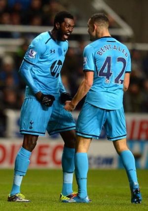 Fin du mercato : Adebayor s’amuse avec la suite de sa carrière !