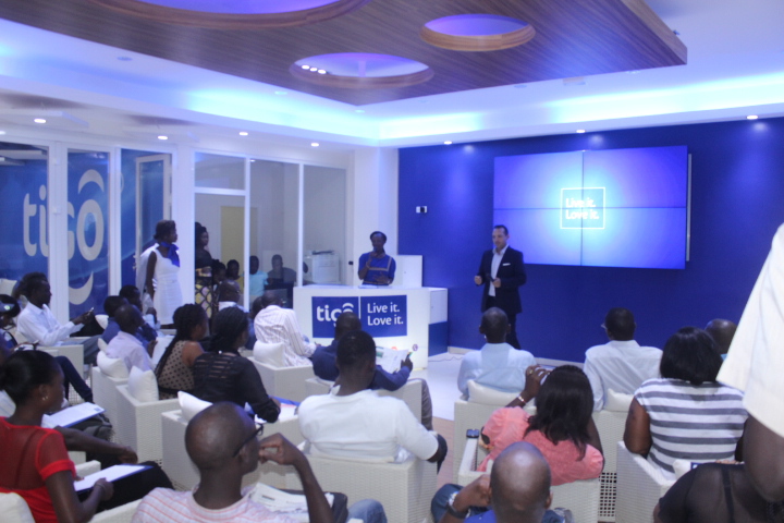 26 photos-Lancement  de la nouvelle signature de marque de Tigo : Live it, Love it.