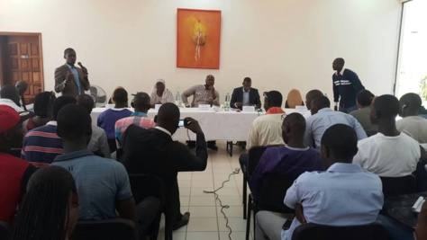 Conférence sur le leadership politique : Les jeunes rewmistes de Thiès s'arment pour accompagner Idrissa Seck au pouvoir