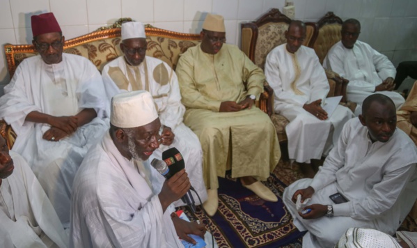 Le Président Sall chez Thierno Madany Tall