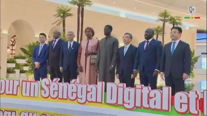Visite d'État en Chine : Le Ministre Alioune Sall magnifie une étape décisive dans la construction d'une communauté sino-africaine Visite d'État en Chine : Le Ministre Alioune Sall magnifie une étape décisive dans la construction d'une communauté sino-africaine