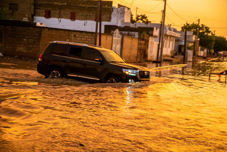Photos / Touba : Moussa Balla Fofana, ministre de l’Urbanisme, des Collectivités territoriales et de l’Aménagement des territoires, au chevet des sinistrés Photos / Touba : Moussa Balla Fofana, ministre de l’Urbanisme, des Collectivités territoriales et de l’Aménagement des territoires, au chevet des sinistrés