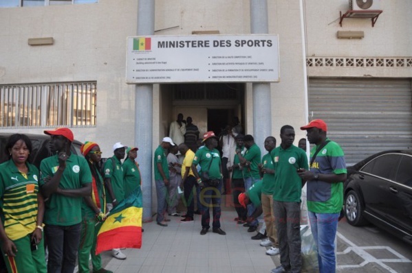 Insolite au ministère des Sports : Le bus des Lionnes tombe en panne