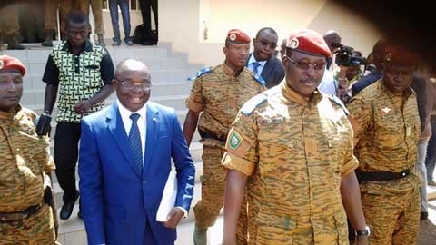 Burkina: le Premier ministre Zida libéré
