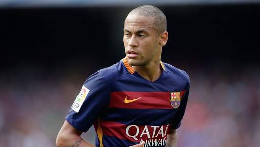 Neymar poursuivi par la justicie brésilienne, son agent lui conseille un paradis fiscal et... le Real Madrid