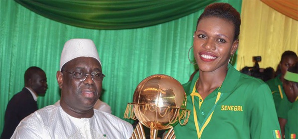 Basket - Ramata Daou offre sa médaille à Macky Sall