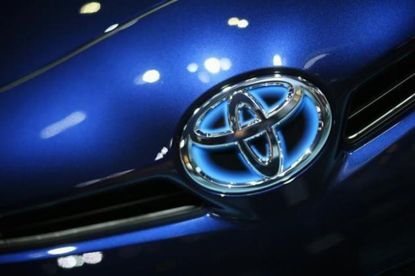 Toyota veut commercialiser des voitures semi-autonomes vers 2020