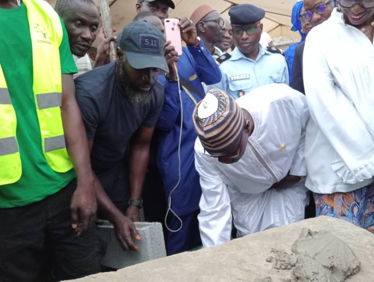 Photos/ Colobane: Pose de la Première pierre d'un Centre de santé, doté d’un laboratoire d’analyses d’un coût de 2 milliards de FCfa Photos/ Colobane: Pose de la Première pierre d'un Centre de santé, doté d’un laboratoire d’analyses d’un coût de 2 milliards de FCfa