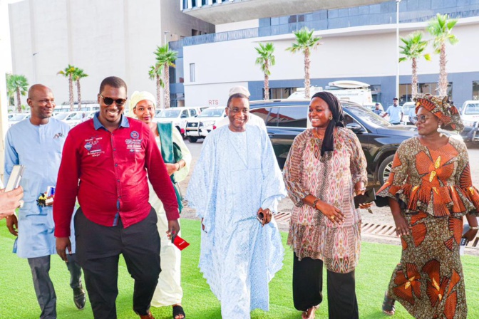 Eléctions législatives anticipées : Racine SY décline les grands axes de son programme de campagne Eléctions législatives anticipées : Racine SY décline les grands axes de son programme de campagne