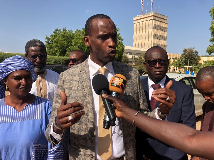 Photos / En Assemblée générale : Des travailleurs de l'Ugb, membres du SETSU, ont décrété une grève de 48 heures Photos / En Assemblée générale : Des travailleurs de l'Ugb, membres du SETSU, ont décrété une grève de 48 heures