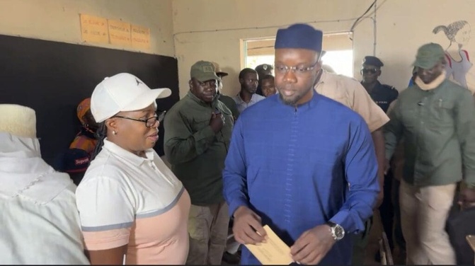 "Chaque élection compte" : Le message d’Ousmane Sonko, après son vote à Néma