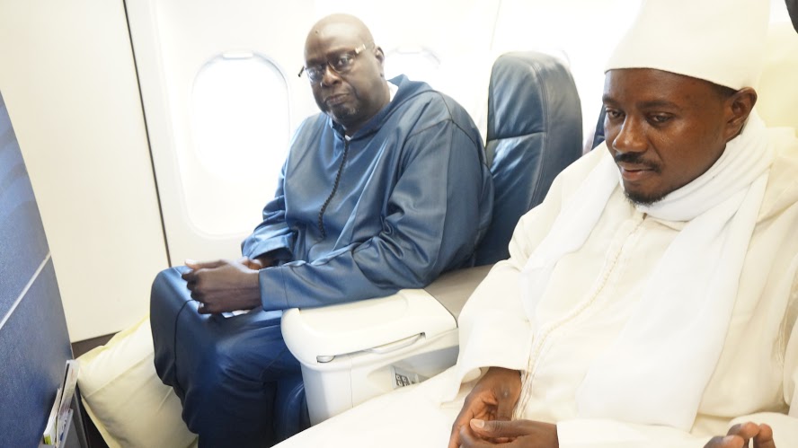 Conférence internationale sur le Magal de Touba édition 2015: les images du départ pour le Gabon