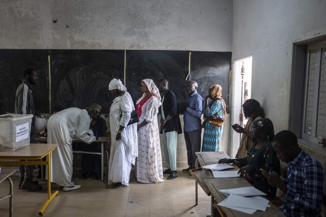Élections législatives 2024 : Une ouverture globalement respectée malgré quelques retards