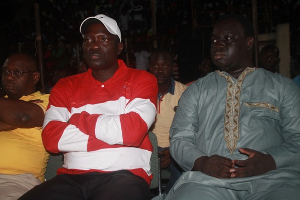 Le stade Maniang Soumaré étrenne de nouveaux habits: El Malick Seck remet en état la pelouse