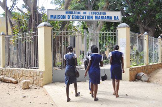 Concours d'entrée à Mariama Bâ : Des parents d'élèves dénoncent des magouilles, le Dexco botte en touche