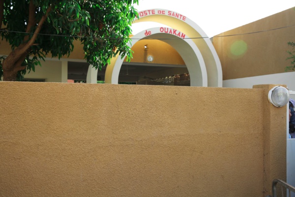 Pose de la première pierre de la maternité de Ouakam, Marième Faye Sall chaleureusement accueillie et remerciée par les populations Pose de la première pierre de la maternité de Ouakam, Marième Faye Sall chaleureusement accueillie et remerciée par les populations