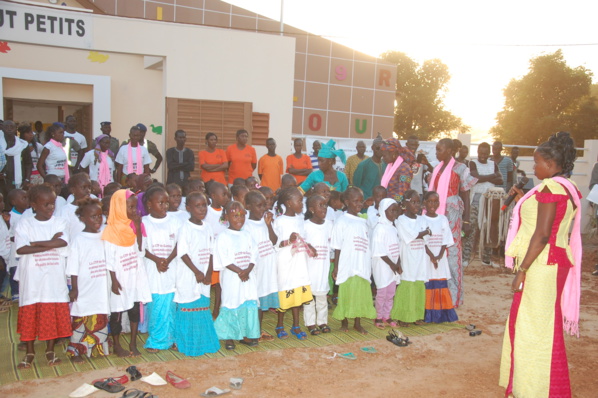 Photos - Kaolack : Thérèse Faye Diouf inaugure la Case des Tout-Petits de Gamboul Thiomby