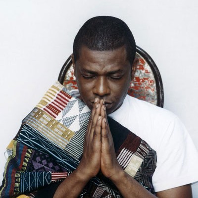 Attentats de Paris : Youssou Ndour fait observer une…